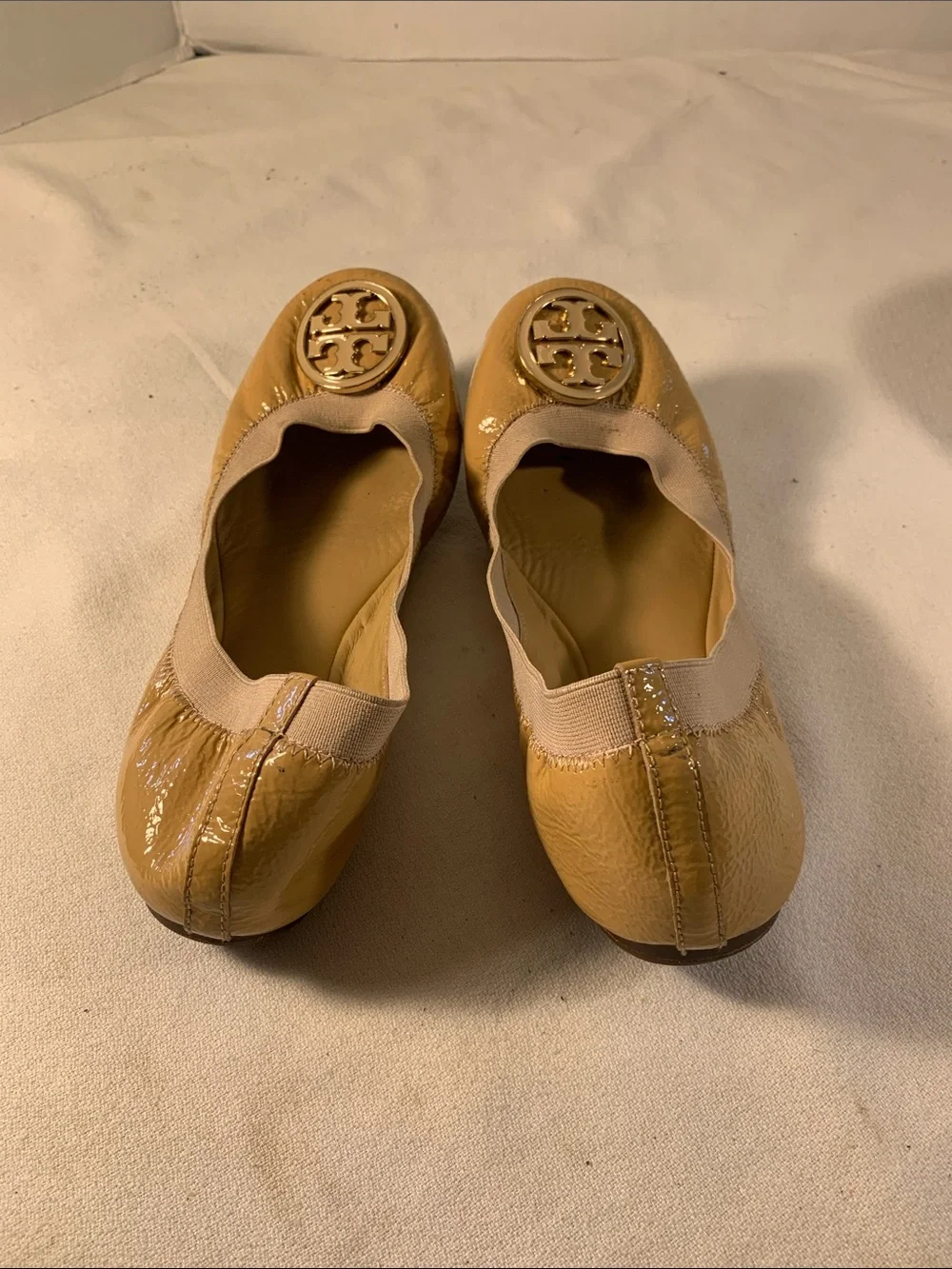 Tory Burch Caroline Tan Patent Leather Pull On Logo Ballet Flats 7 M